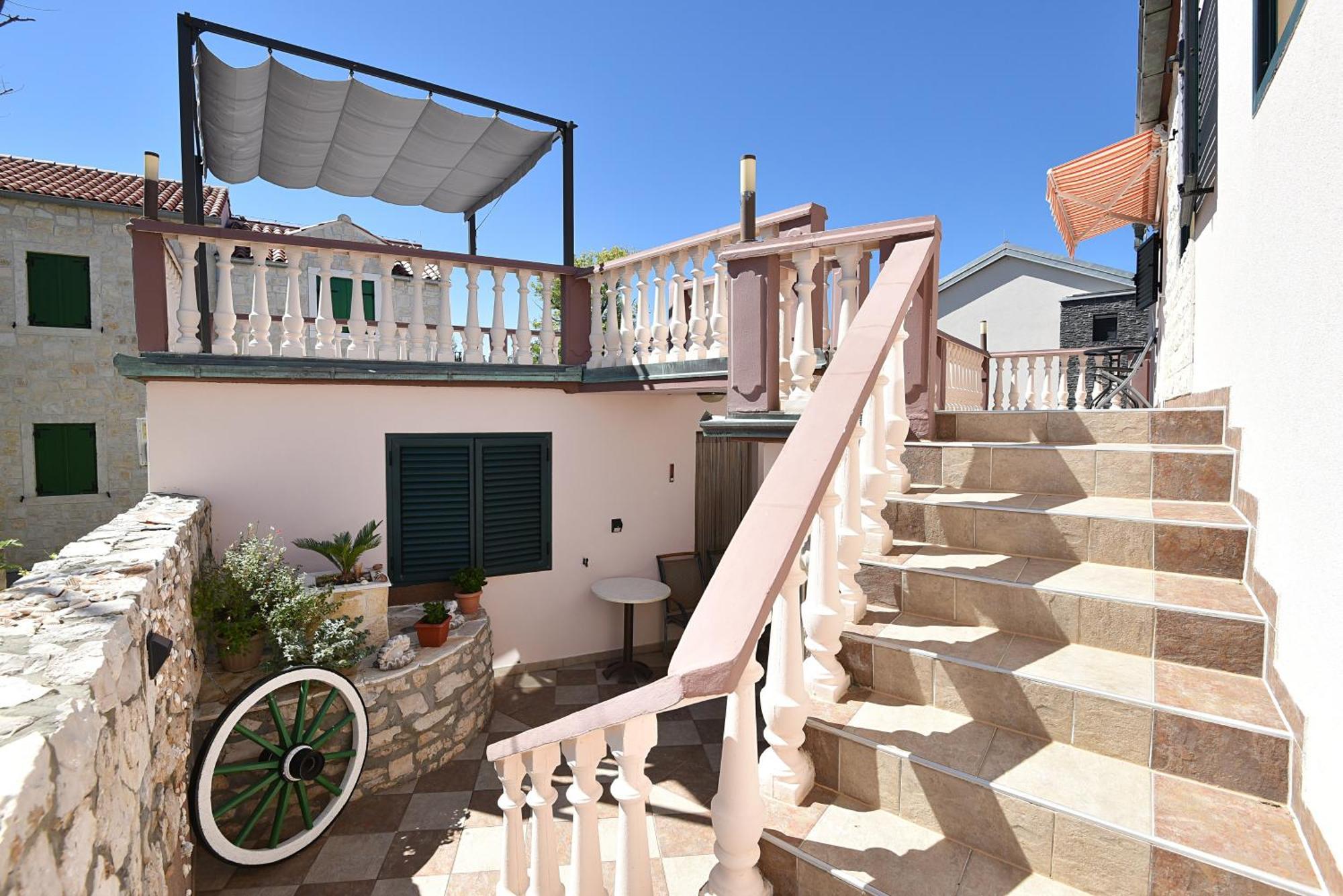 Apartments Liljana Privlaka المظهر الخارجي الصورة