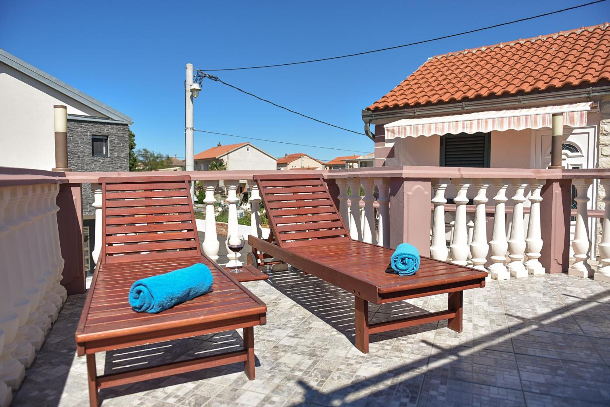 Apartments Liljana Privlaka المظهر الخارجي الصورة