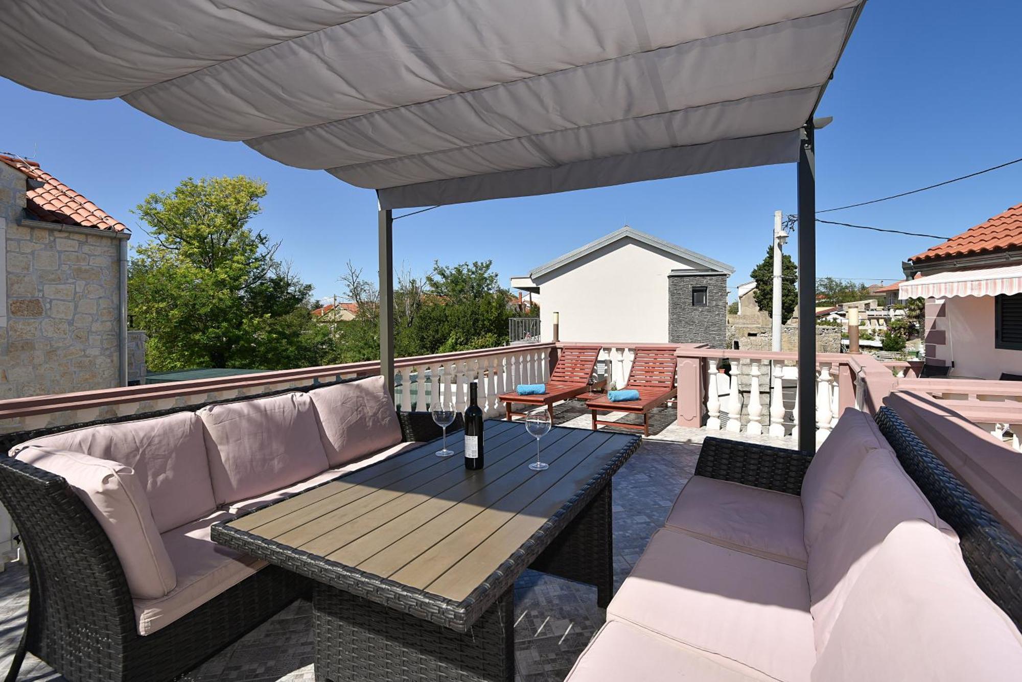 Apartments Liljana Privlaka المظهر الخارجي الصورة